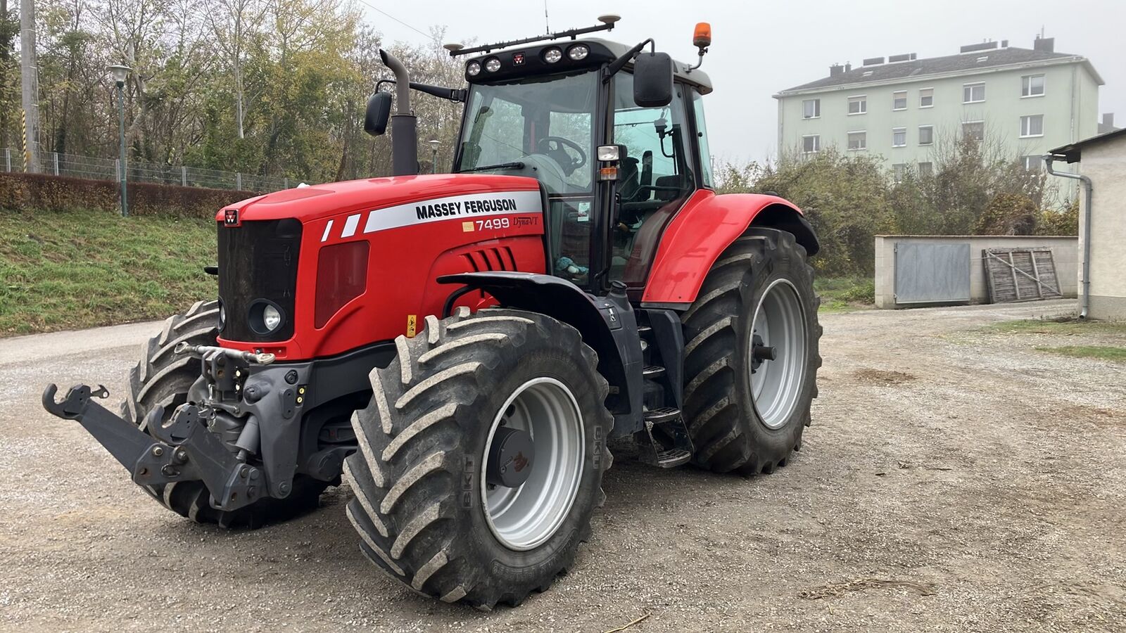Massey Ferguson 7499 Dyna-VT 1