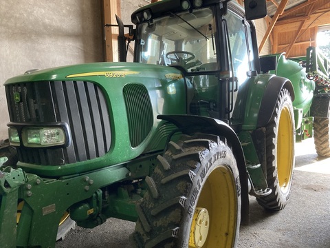 John Deere 6920