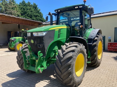 John Deere 7290R