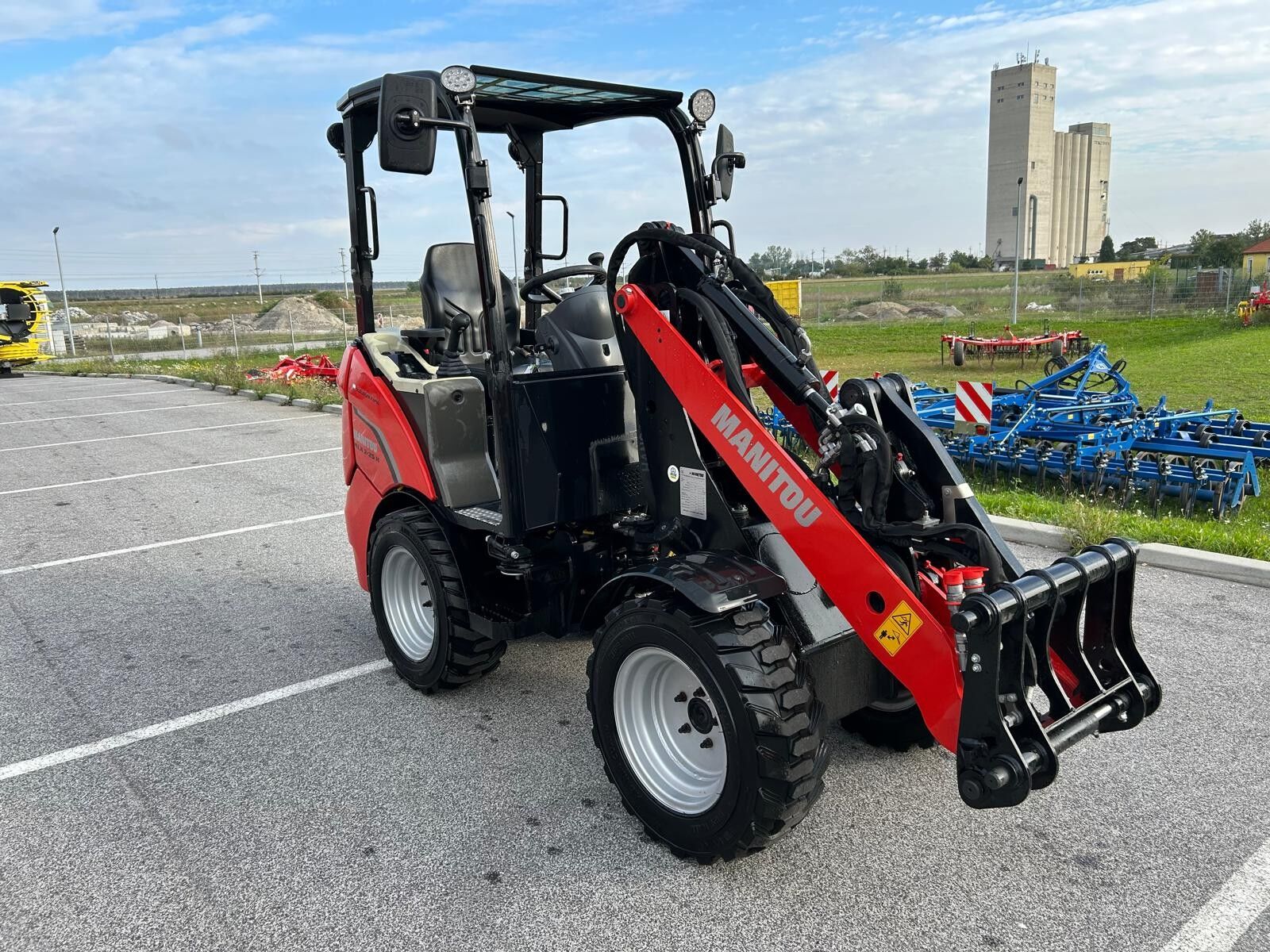 Manitou Hoflader MLA 2-25 2