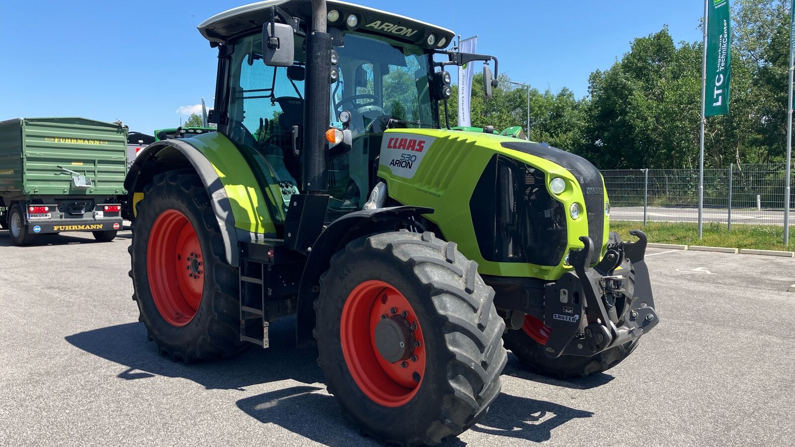 Claas ARION 530 2