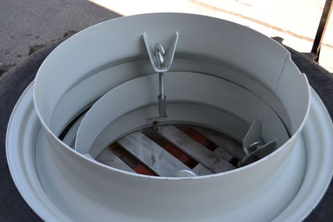 BKT Zwillingsreifen 270/95R36 Trinker zu 16,9R30