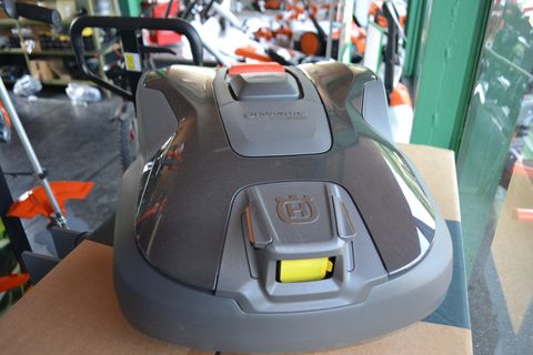 Husqvarna AM 312V Mähroboter