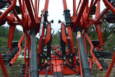 3593-f736284a83713a838f7da018038a4936-6933438