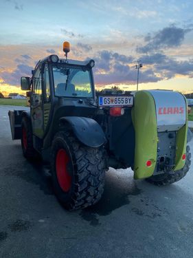 Claas 9040