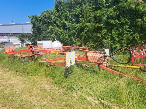 Kuhn GA 600 Wurmschwader 