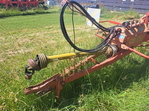 Kuhn GA 600 Wurmschwader