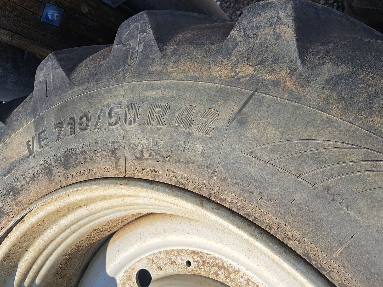 Michelin 710/60 R42 Xeobib 3