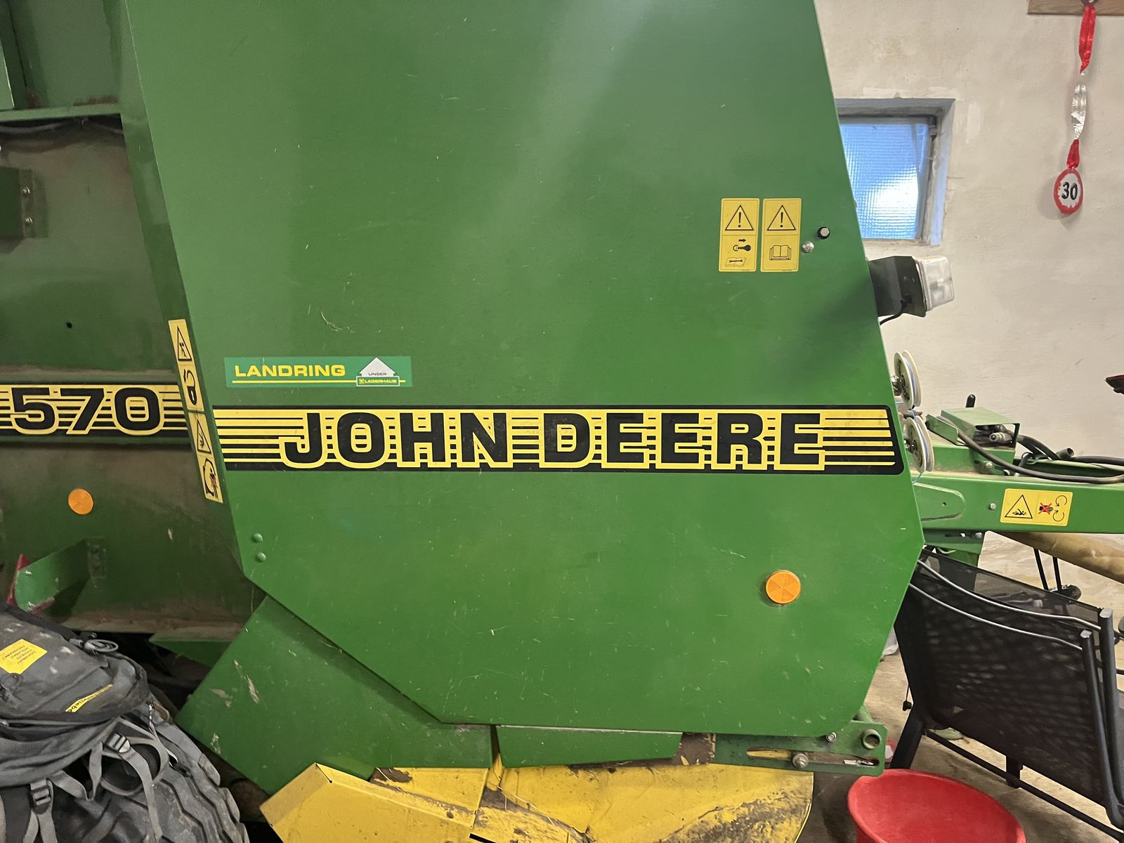 John Deere 570 3