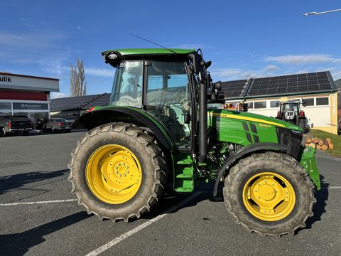 John Deere 5090R