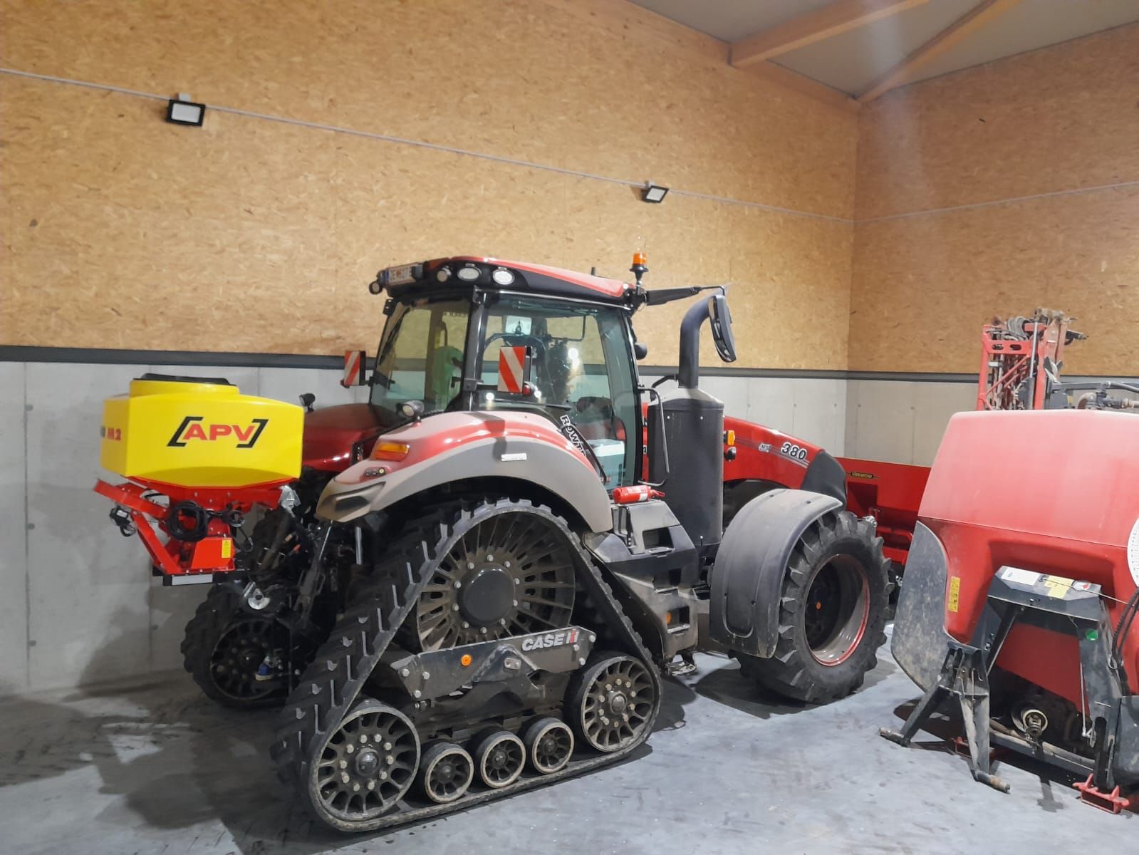 Case IH Magnum 310 Rowtrac 2