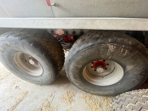 Kirchner Kirchner T10000 mit Saugarm