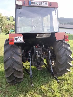 Case IH 833 A