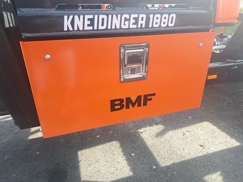 BMF 12T2 mit Kran 850 HP