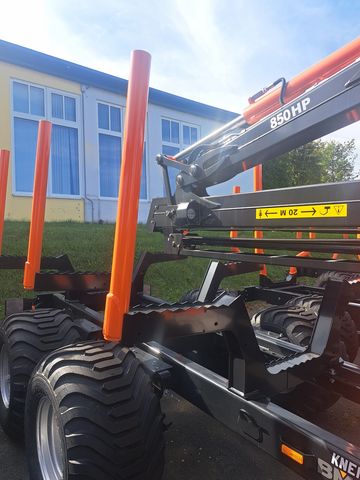 BMF 12T2 mit Kran 850 HP