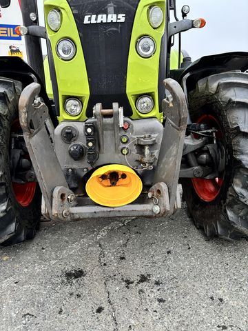 Claas Arion 650 CMATIC