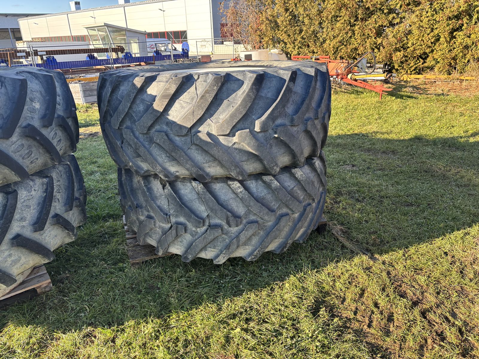 Pirelli, Michelin, Alliance, Vredestein, Trelleb 1