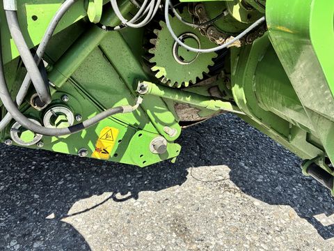 Krone Comprima F 125 XC