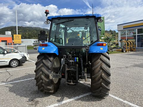 New Holland T5050