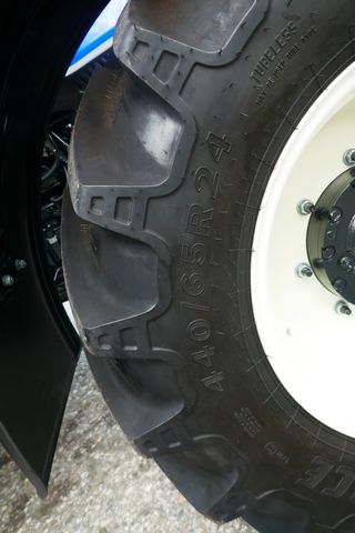 New Holland T5.100 Electro Command (IntelliShift)