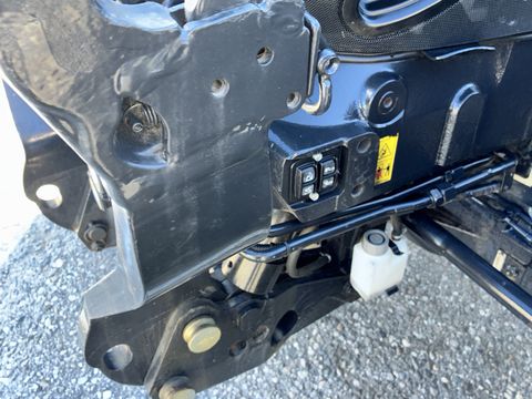 New Holland T6.180 Dynamic Command SideWinder II (Stage V)