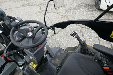 Giant G 2700E HD