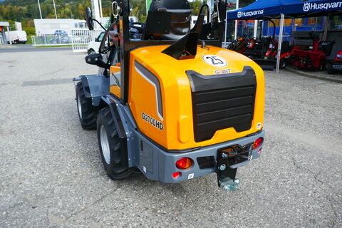 Giant G 2700 HD