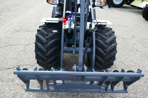 Giant G 2700 HD