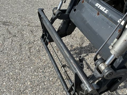 New Holland T6020 Elite