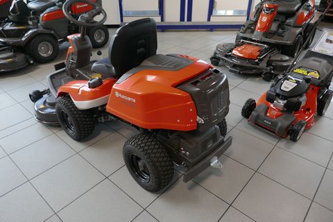 Husqvarna Rider R 216T AWD