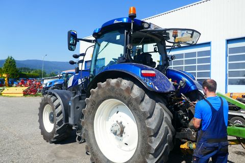 New Holland T7.210 Auto Command