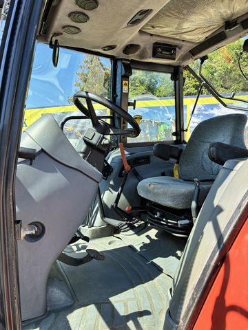 New Holland TL90 (4WD)