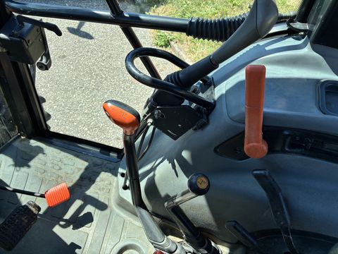 New Holland TL90 (4WD)