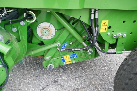 Krone Comprima F 125 XC 