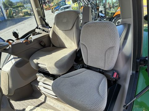 John Deere 6155R