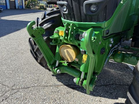 John Deere 6155R