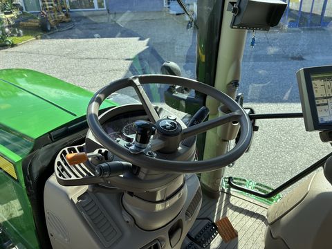 John Deere 6155R