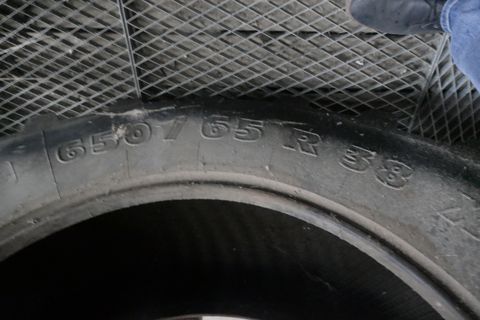 Michelin 650/65R 38 
