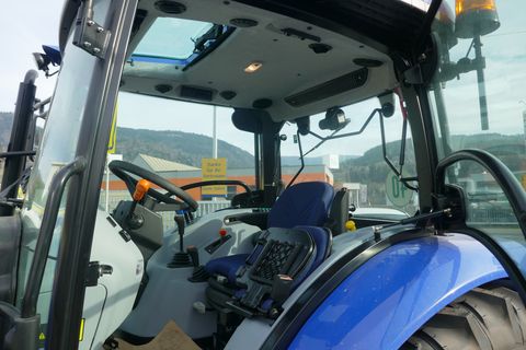 New Holland T4.75S