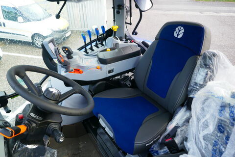 New Holland T6.160 Dynamic Command SideWinder II (Stage V)