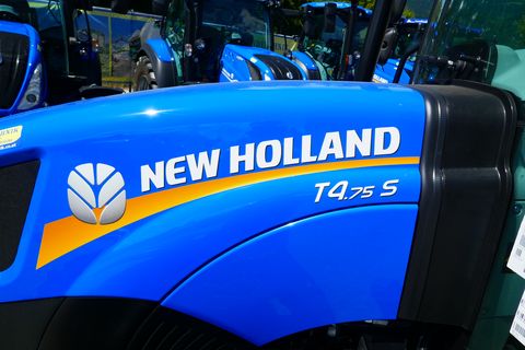 New Holland T4.75S Stage V