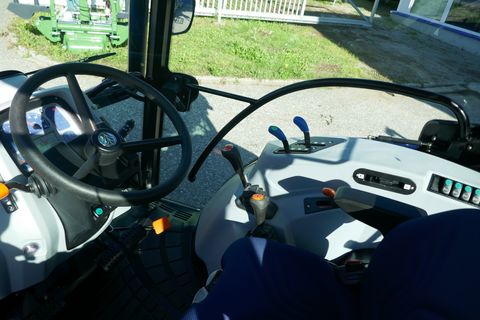 New Holland T4.55S