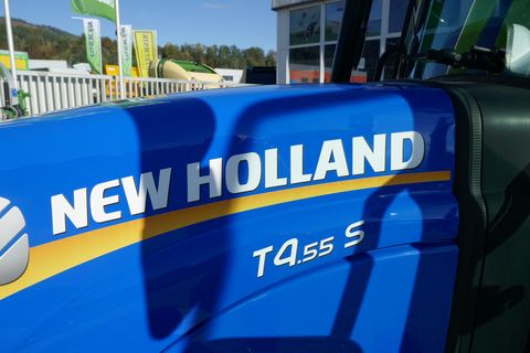 New Holland T4.55S