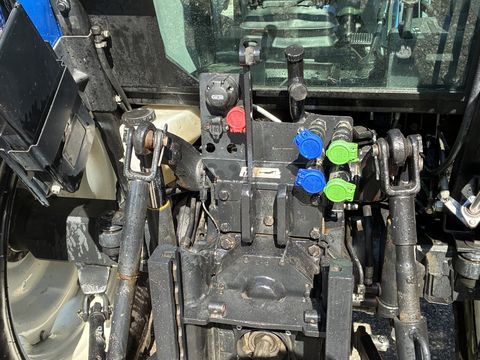 New Holland T5040