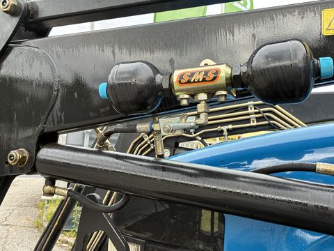 New Holland TM 125