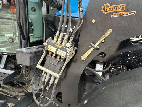 New Holland TM 125