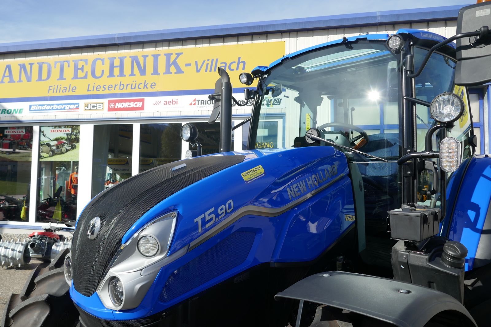 New Holland T5.90 Dual Command 3