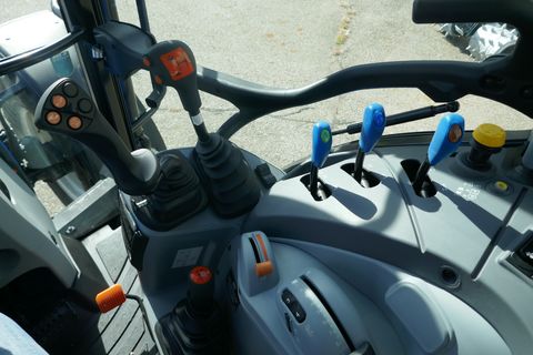 New Holland T5.90 Dual Command