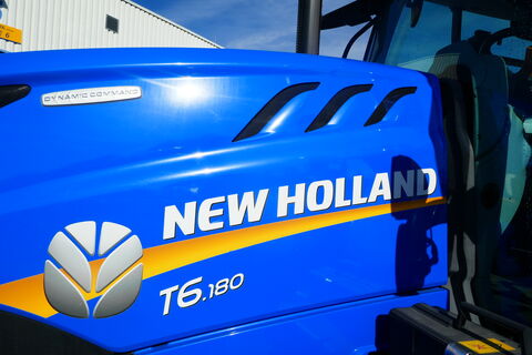 New Holland T6.180 Dynamic Command SideWinder II (Stage V)