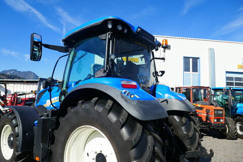 New Holland T6.180 Dynamic Command SideWinder II (Stage V)